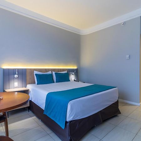 Parque Balneario Hotel Santos By Castelo Itaipava Zewnętrze zdjęcie A room at the hotel