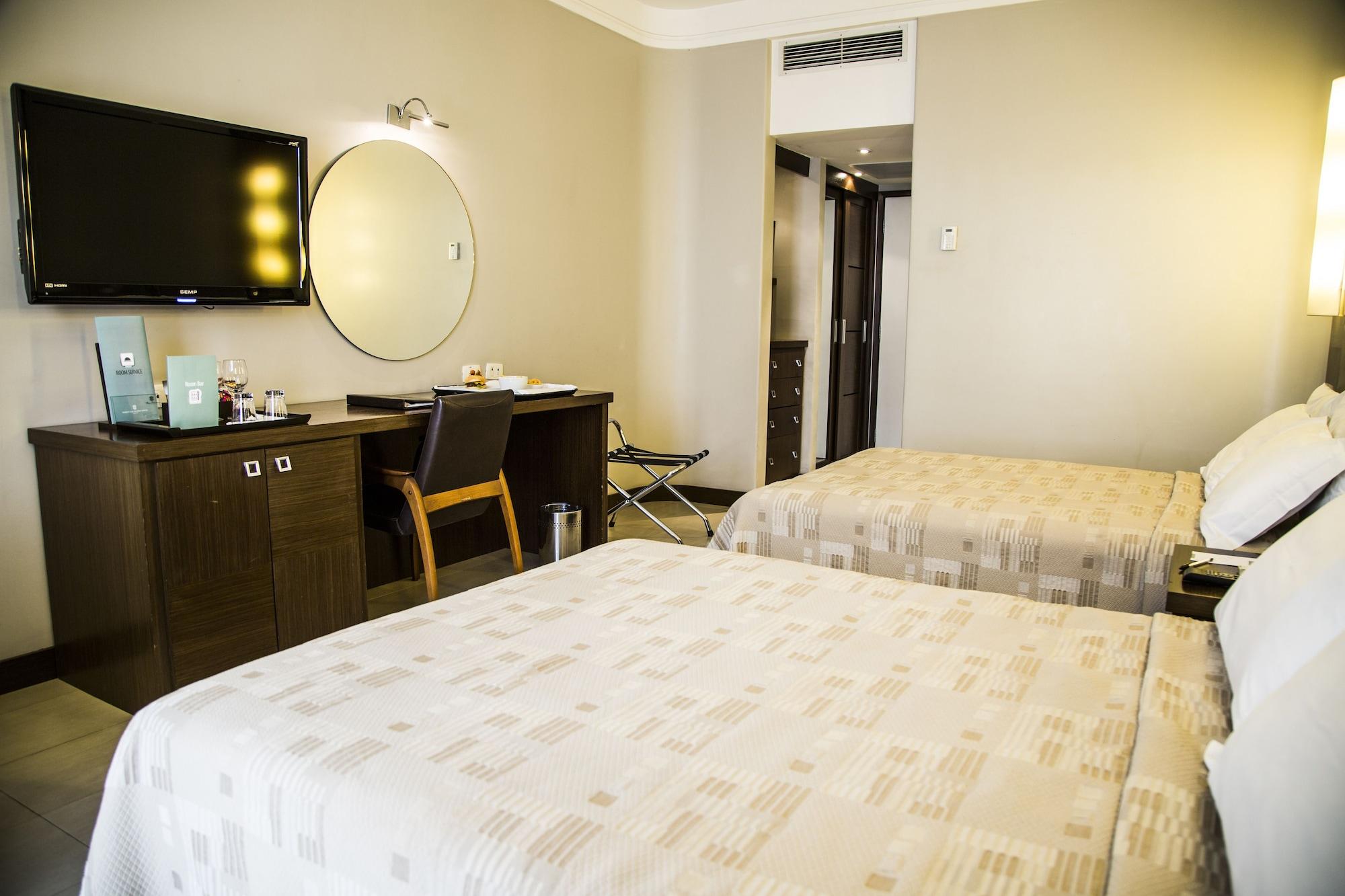 Parque Balneario Hotel Santos By Castelo Itaipava Zewnętrze zdjęcie A room at the hotel
