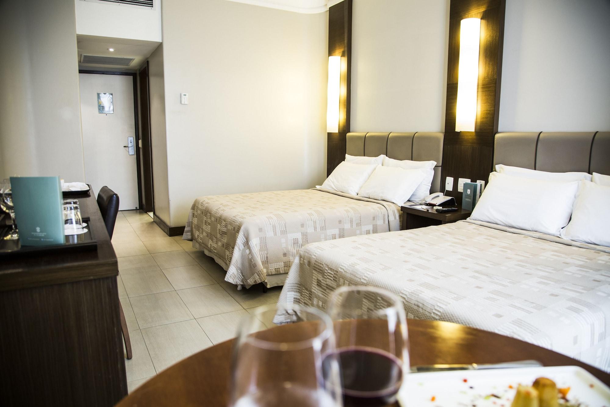 Parque Balneario Hotel Santos By Castelo Itaipava Zewnętrze zdjęcie A room at the hotel