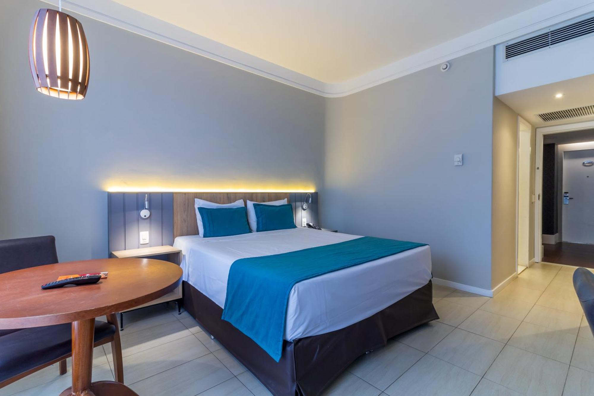Parque Balneario Hotel Santos By Castelo Itaipava Zewnętrze zdjęcie A room at the hotel