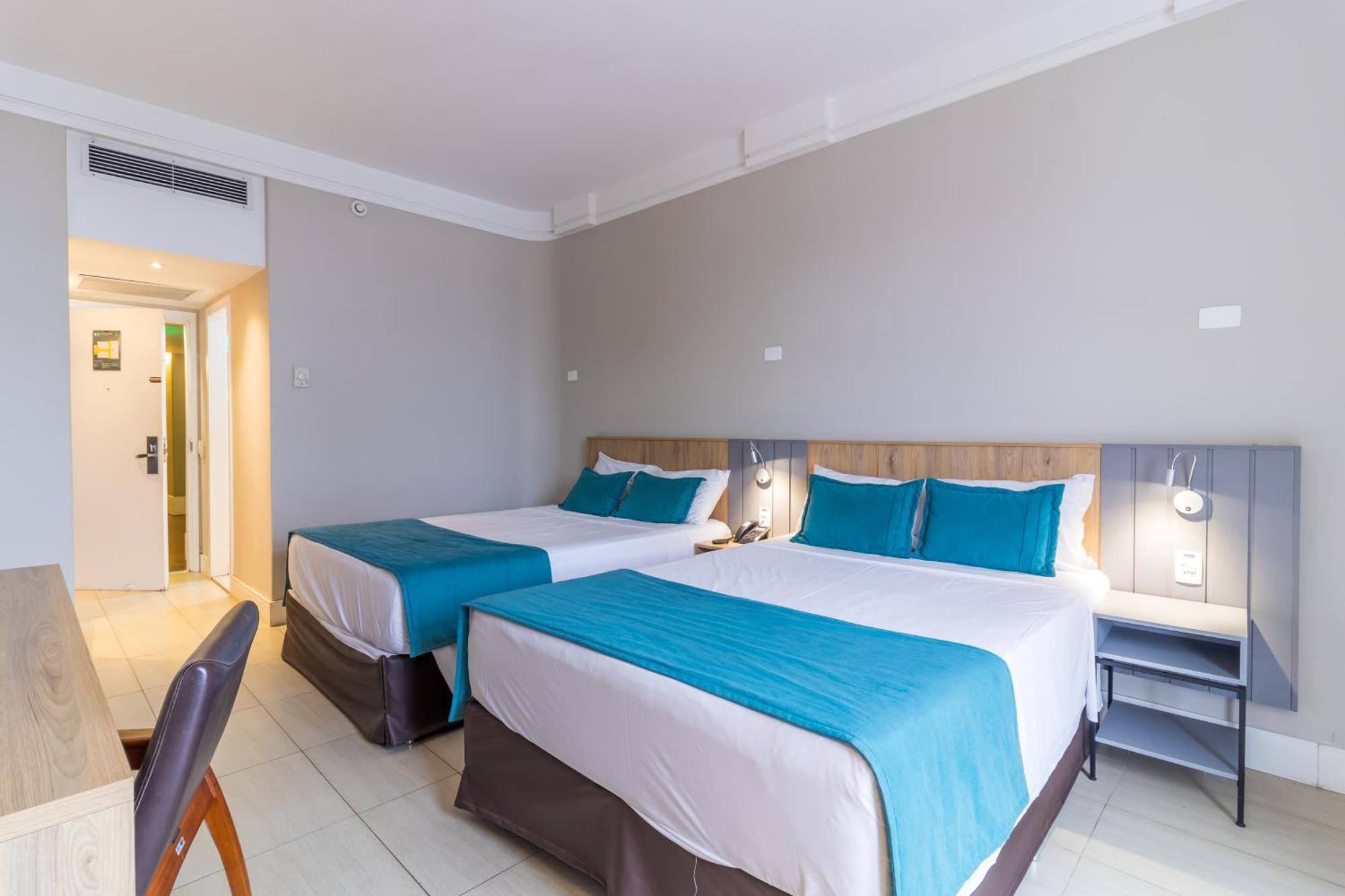 Parque Balneario Hotel Santos By Castelo Itaipava Pokój zdjęcie A room at the hotel